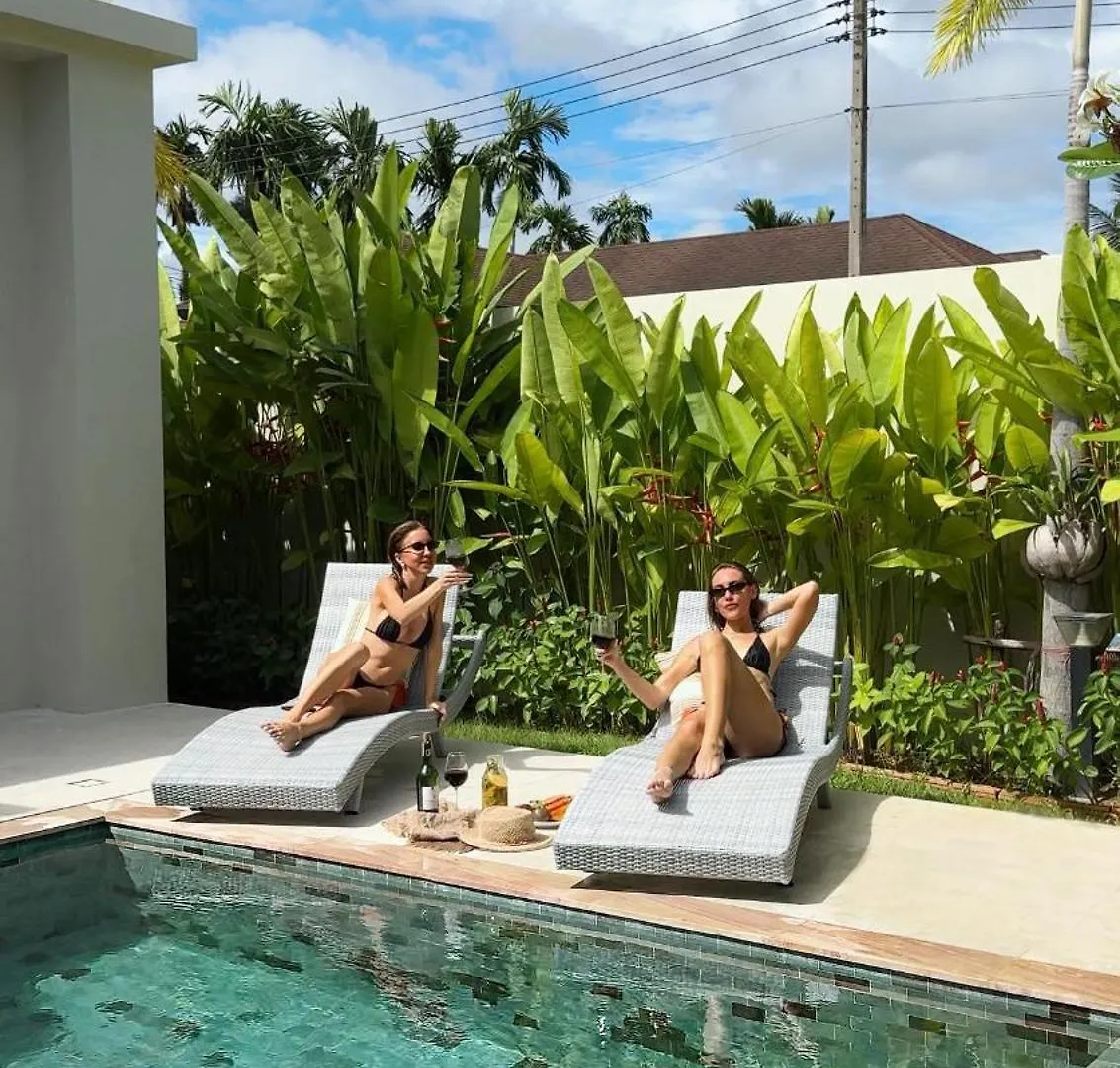 La Ville Phuket Pool Villa Nai Yang 0*,